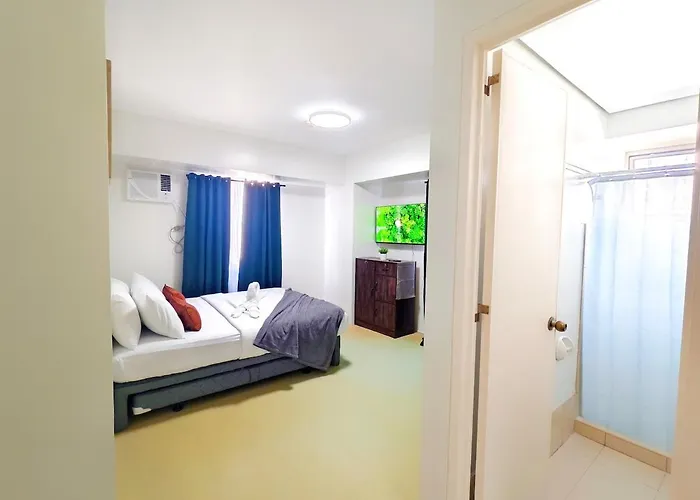 Apartment 1501t2 Avida Towers It Park 2br Unit 2 Bathroom 2 Tv