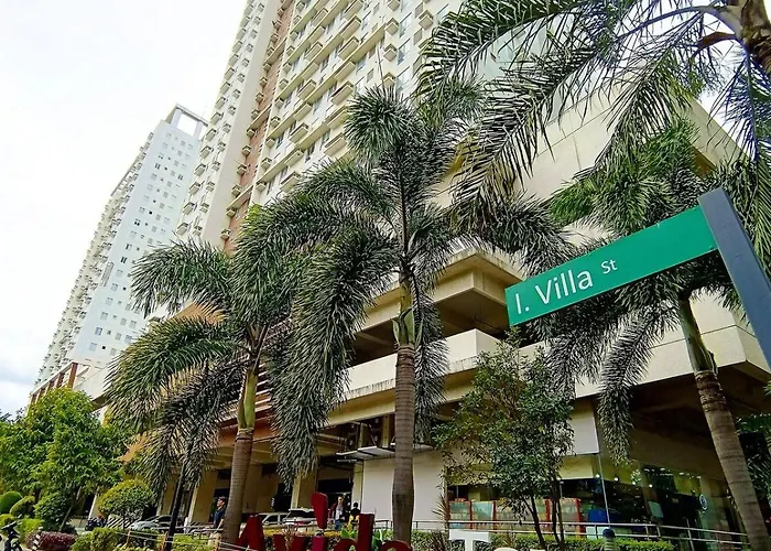 Apartment 1501t2 Avida Towers It Park 2br Unit 2 Bathroom 2 Tv Cebu