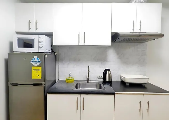 1501t2 Avida Towers It Park 2br Unit 2 Bathroom 2 Tv Apartment